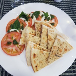 Ensaladas - Ensalada Capresa
