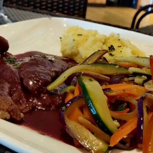 Scaloppina de Res (Salsa de Vino)