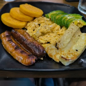 Desayunos - Tipico