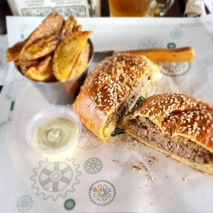 BURGER WELLINGTON

