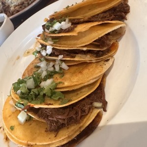 Los Antojables - Birria de Res