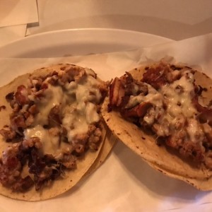 tacos al cazdor con queso