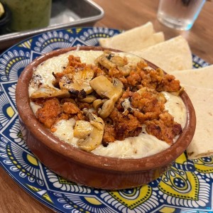 Queso fundido