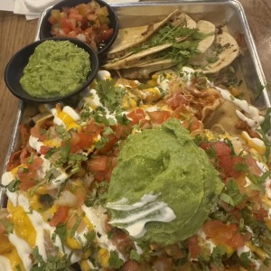 Combo quesadillas con nachos