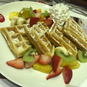 wafles con futas 