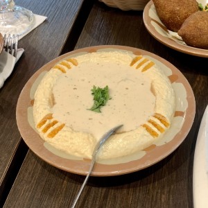 Entradas Libanesas - Hummus