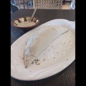 Calzone de Pollo con Hongos