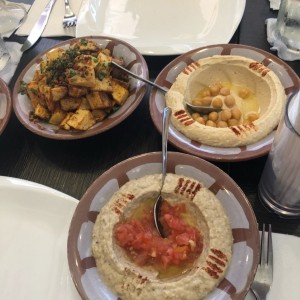 humus y papas