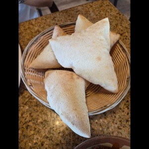 Entradas Libanesas - Pan Pita