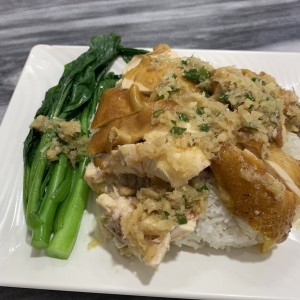 Pollo en Salsa China con Arroz