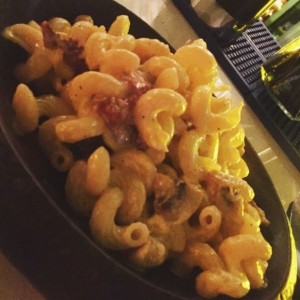 mac and cheese de tasajo