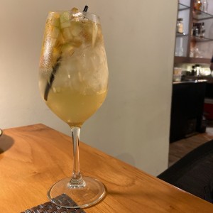 Sangría blanca 