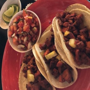 tacos al pastor