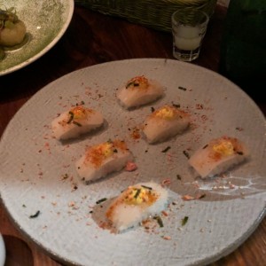 nigiris de atun blanco 