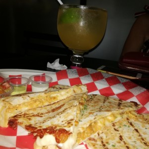 quesadillas y limonada