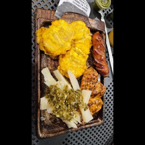 combo pollo con chorizo