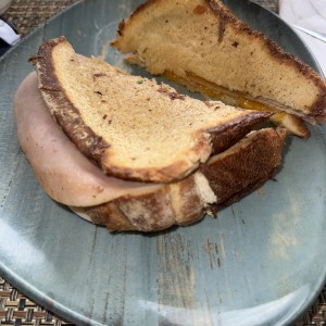 Derretido de jamón y queso 