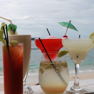 Tragos y Cocteles @ Mar y Oro