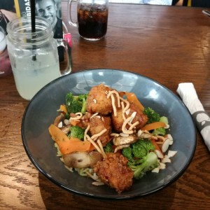 CRISPY ORANGE CHICKEN