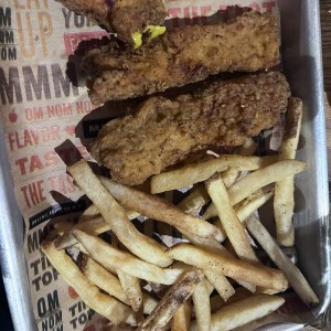 Chicken fingers menu infantil