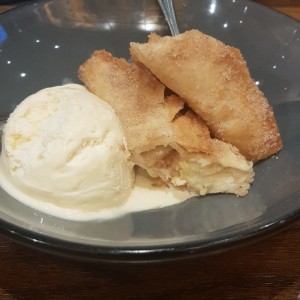 postre manzana y cheese cake