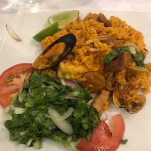 Paella mixta