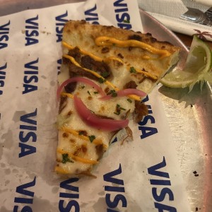 Pizza de Birria