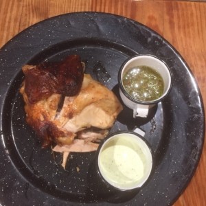 1/2 pollo (pechuga y ala)