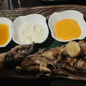 ENTRIES - FRIED CALAMARIS