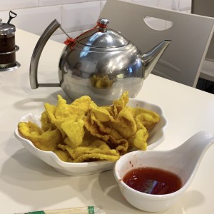 Wanton frito de Camarones con su salsa agridulce. Quede creyendo con este platito.