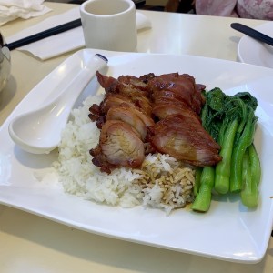 ARROZ CON CHAR SIU delicioso