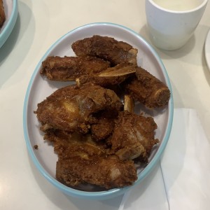 STREET FOOD - COSTILLAS APANADAS