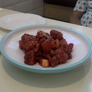 STREET FOOD - PUERCO APANADO AGRIDULCE