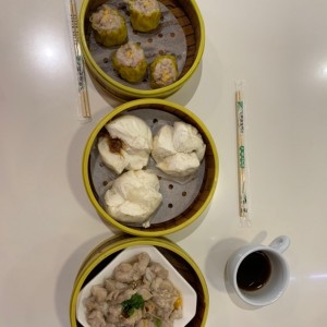 siu mai, ham pao y costillitas