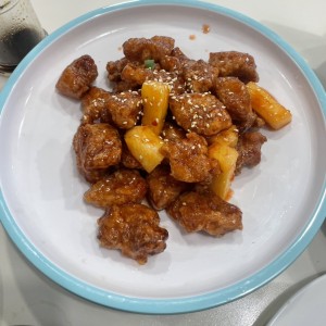 STREET FOOD - PUERCO APANADO AGRIDULCE