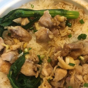 cacerola de pollo de patio