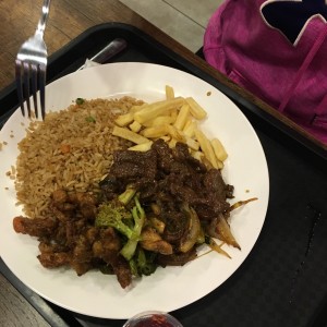 arroz frito pollo teriyaki papas fritas