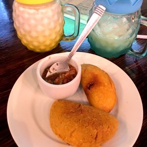 Empanadas de Carne y Paisa/Mix