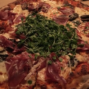 Pizza serrano portobelo
