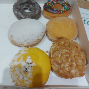 Donas variadas