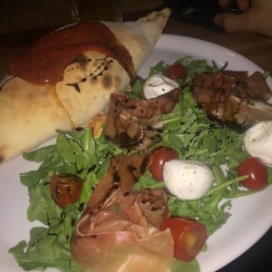calzone regina