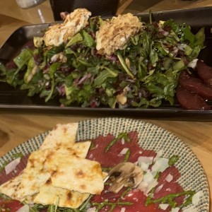 Insalata pere e caprino