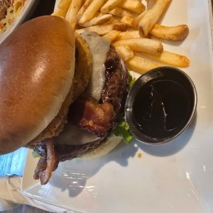 FRIDAYS SIGNATURE WHISKEY-GLAZED CHICKEN