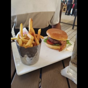 Burgers - CHEESEBURGER