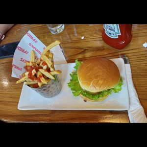 KIDS BURGER