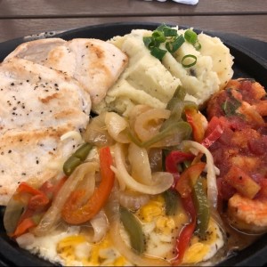 Sizzling Chicken & Shrimp.