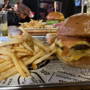 Classic Burgers - Cheese & Bacon