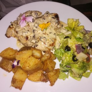 Pollo a la Plancha con Champignones