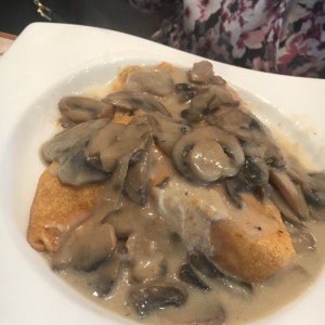 Crepe de Pollo y Hongos