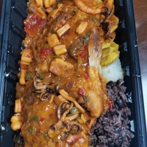 Pescado con arroz